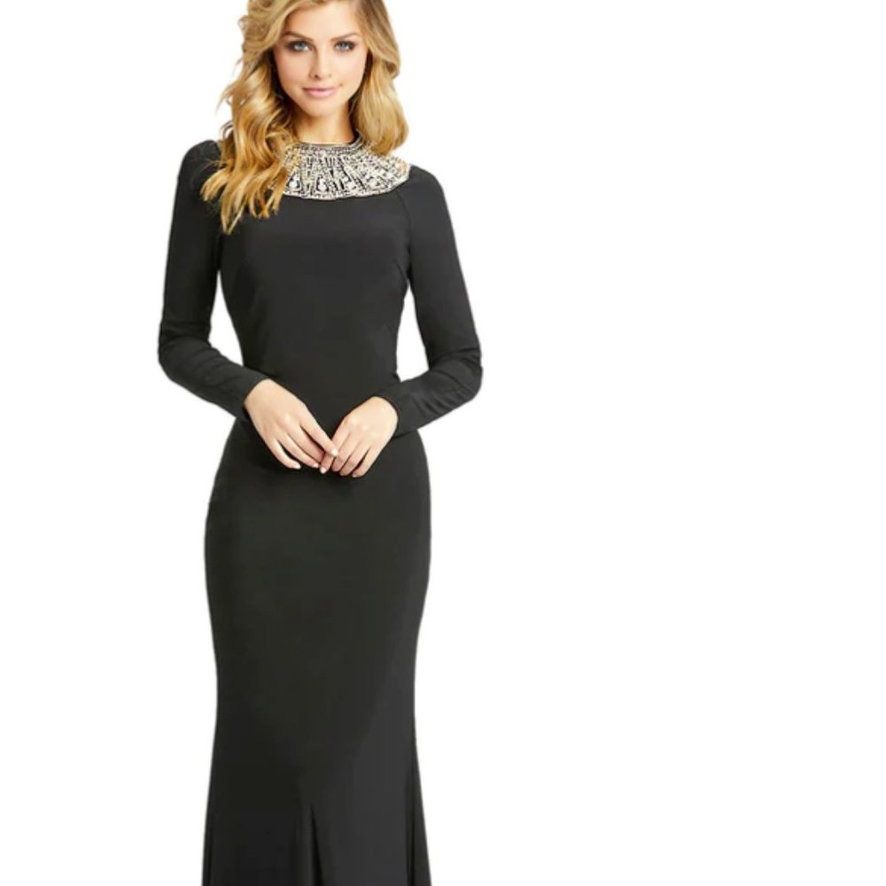 MAC DUGGAL EMBELLISHED COLLAR BLACK JERSEY GOWN SZ 8